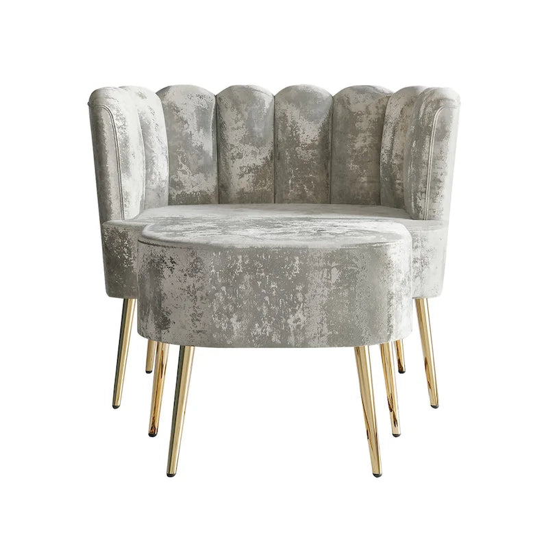 Luxe gestoffeerde fauteuil van fluweel met voetenbank