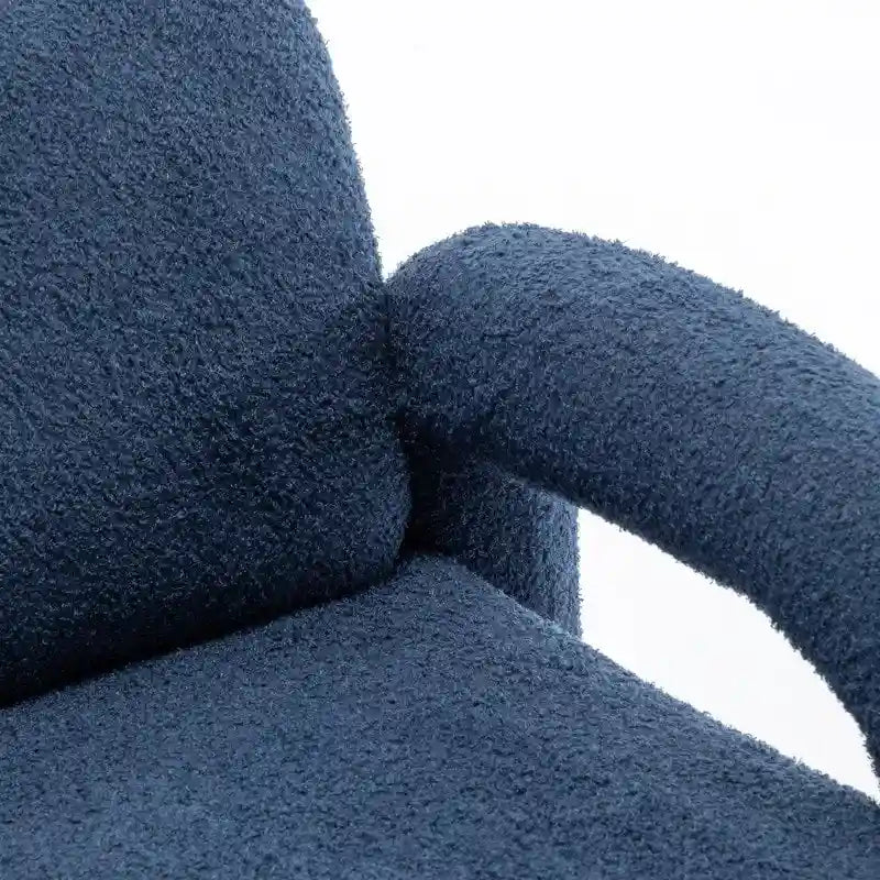Poltrona d'accento imbottita dal design moderno e unico per il soggiorno