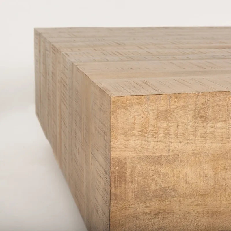 Quadratischer schwebender Couchtisch aus Massivholz